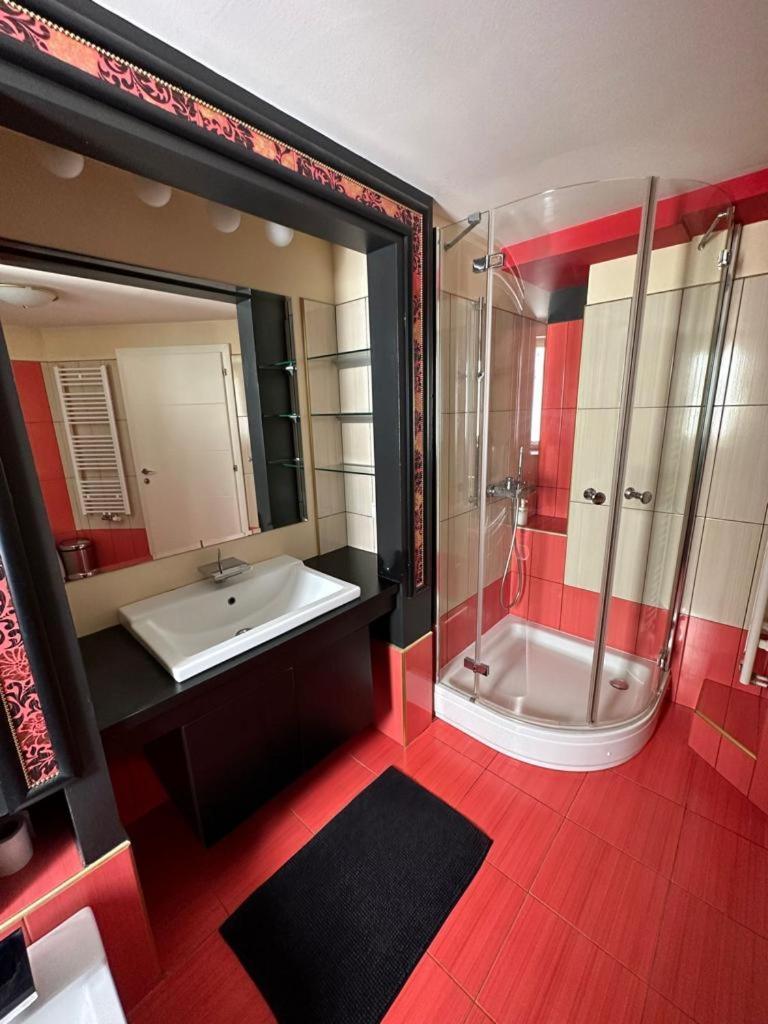 Jacuzzi Apartment - Center Загреб Екстериор снимка