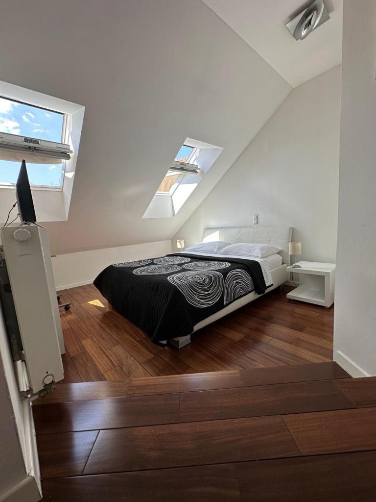 Jacuzzi Apartment - Center Загреб Екстериор снимка