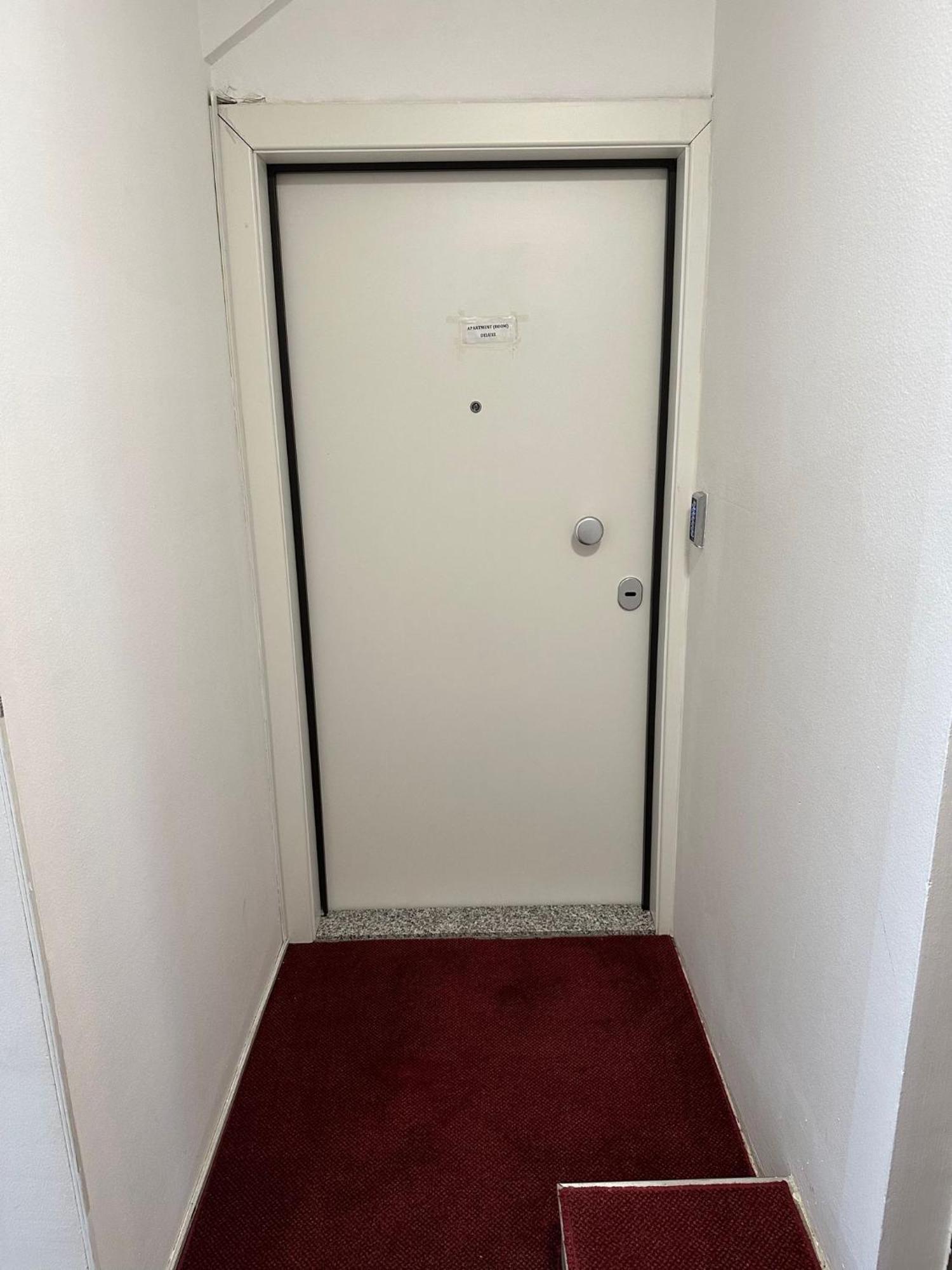 Jacuzzi Apartment - Center Загреб Екстериор снимка